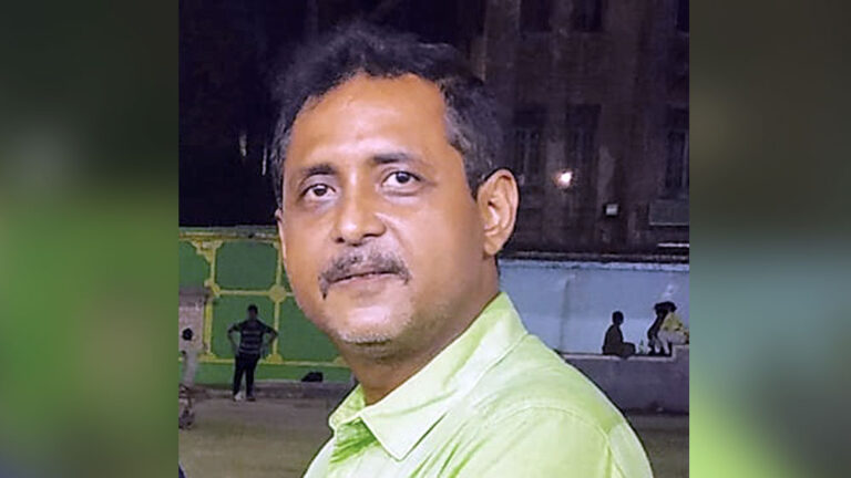 ‘বাংলায় কি দুর্গা পুজো করা যাবে না ?’ বিস্ফোরক সজল