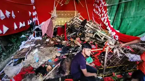 চরম বর্বরতা ! বাংলাদেশে দুর্গামন্ডপে জেহাদি হামলা