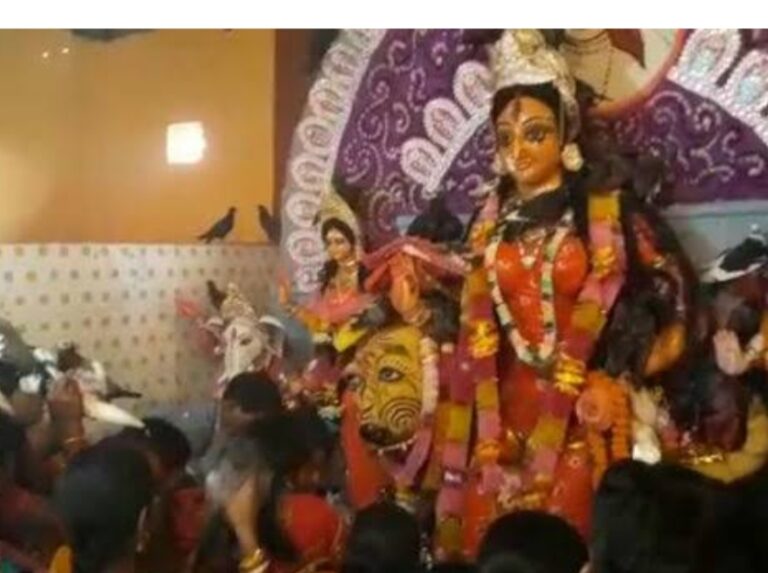 অসুর বধ করে নিয়েছিলেন বিশ্রাম, দশমীর পরেই শুরু হয় দুর্গাপুজো